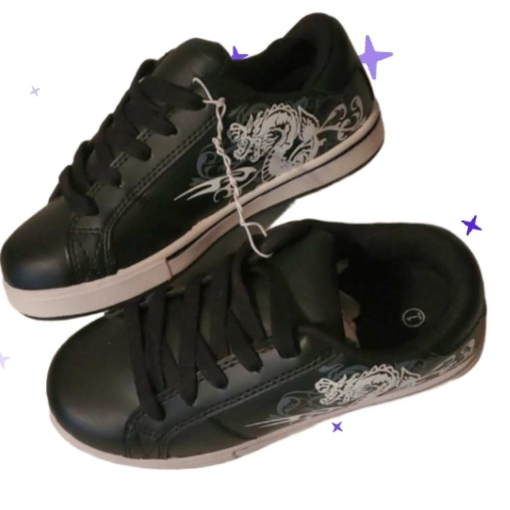 New size 1 sneaker dragon design
